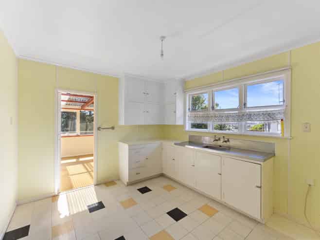 383 Wairau Road, Totara Vale