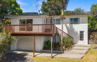 10 Telstar Place, Beach Haven