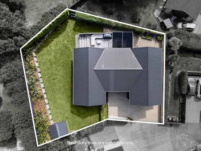 13 Weka Close, Red Beach