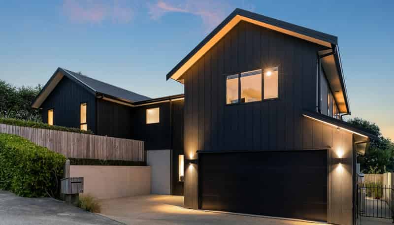 13 Weka Close, Red Beach