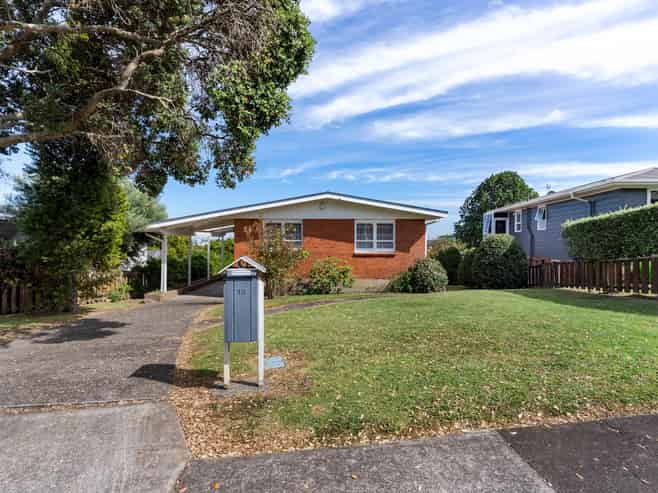 19 Carole Crescent, Pakuranga