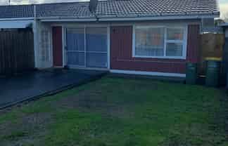 2/10 Ron Keat Drive, Papakura