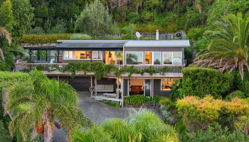 74 Duncansby Road, Stanmore Bay