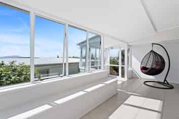 63 Parr Terrace, Castor Bay