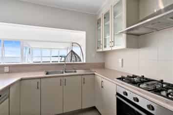 63 Parr Terrace, Castor Bay