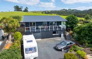 14 Frances Street, Taieri Mouth