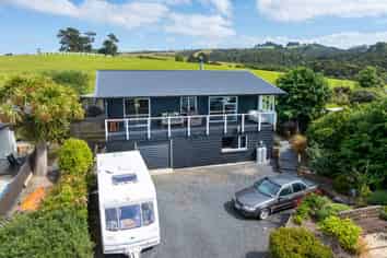 14 Frances Street, Taieri Mouth