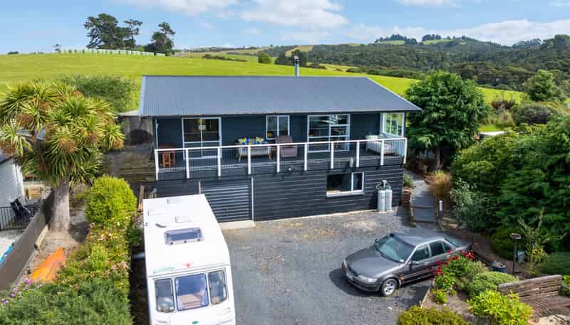 14 Frances Street, Taieri Mouth