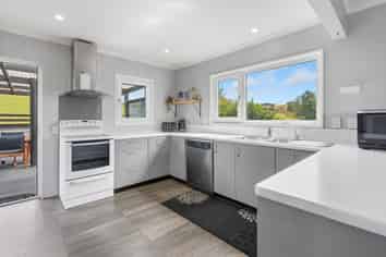 14 Frances Street, Taieri Mouth