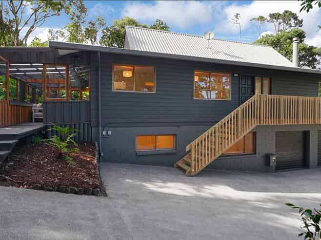 32 Rosecamp Road, Beach Haven