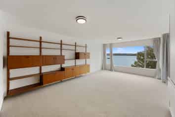 8/69 Hamilton Road, Herne Bay