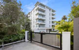 8/69 Hamilton Road, Herne Bay