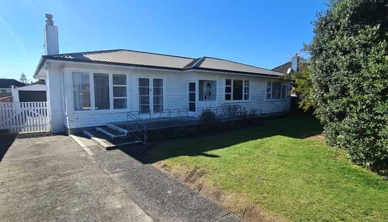 52 Trafalgar Street, Levin