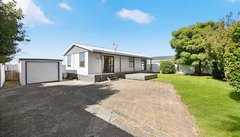 215B Tuhikaramea Road, Dinsdale