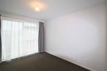 210B Ngamotu Road, Spotswood