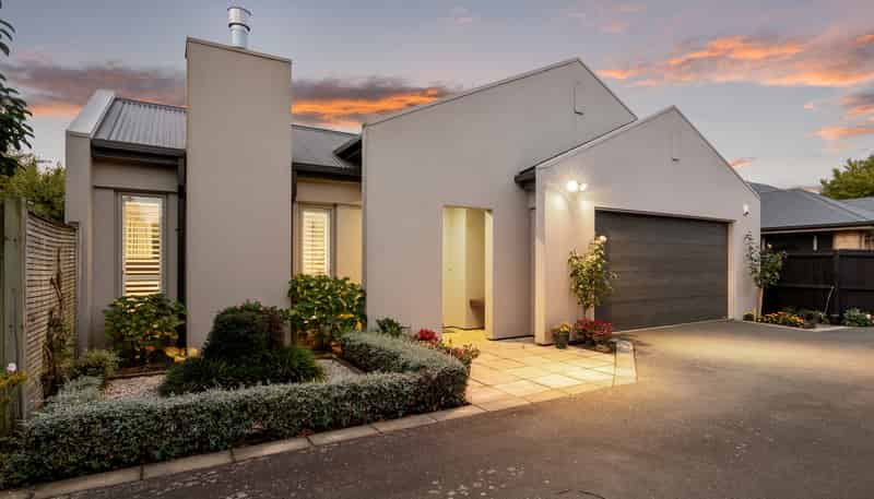 20A Coolspring Way, Redwood