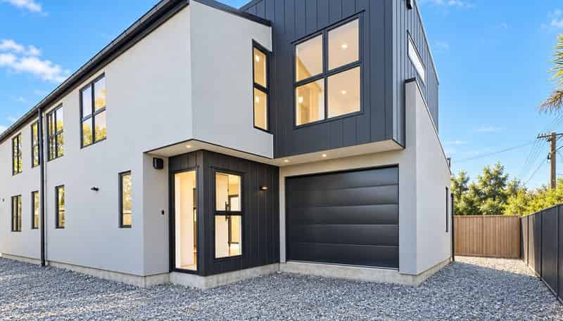 1-4/49 Cleveland Street, Edgeware