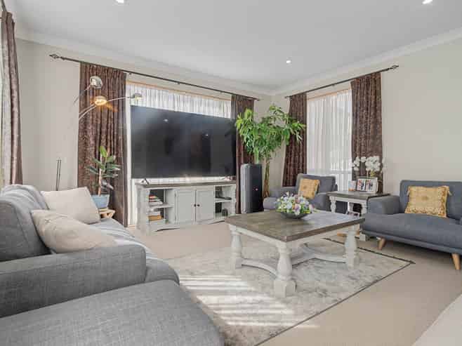 28 Kaseng Place, East Tamaki Heights