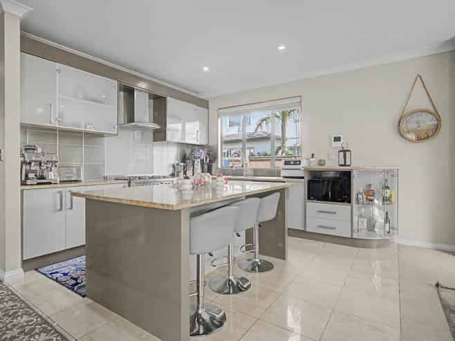 28 Kaseng Place, East Tamaki Heights
