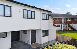 5b Pasteur Place, New Windsor