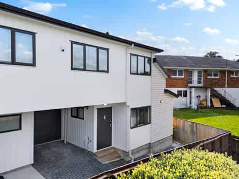 5B Pasteur Place, New Windsor
