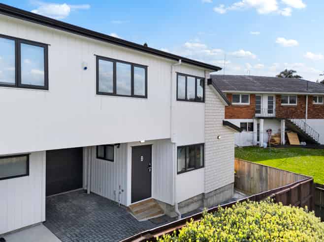 5b Pasteur Place, New Windsor