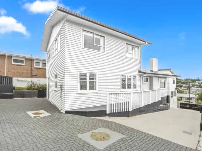 68A Sunnynook Road, Forrest Hill