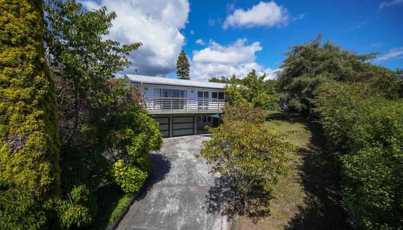 40 Douglas Road, Stoke