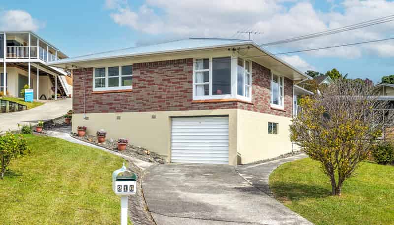 216 Tony Avenue, Thames