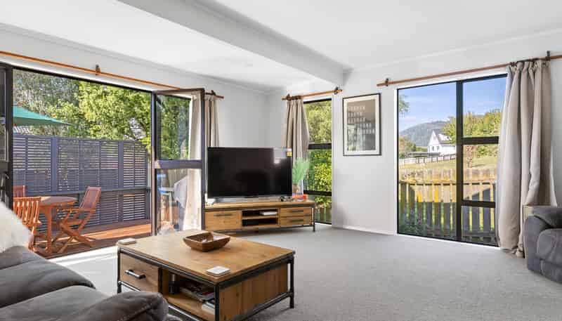 2/11 Puia Street, Tauhara