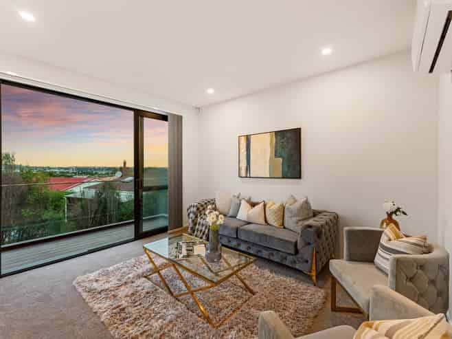 6C Tiroroa Avenue, Te Atatu South