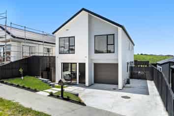92 Huanui Drive, Orewa