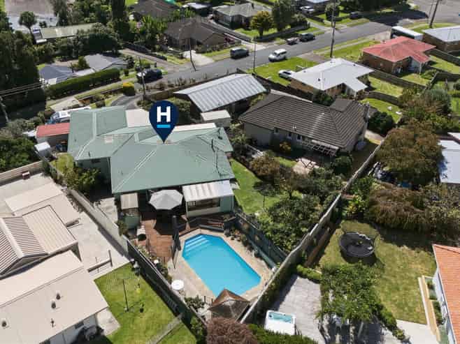 12 Sutherland Road, Brookfield