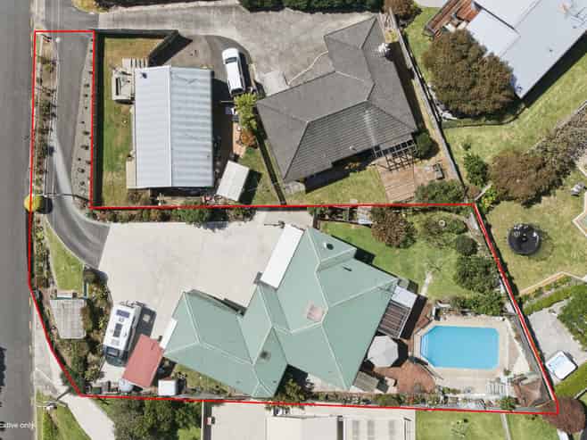 12 Sutherland Road, Brookfield