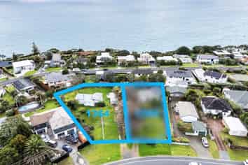 1364 Whangaparaoa Road, Army Bay