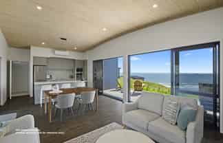 98/685 Karioitahi Road, Waiuku