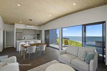 98/685 Karioitahi Road, Waiuku