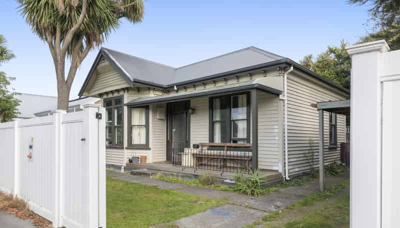 31 Leyden Street, Phillipstown