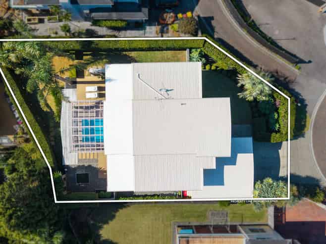 8 Kawai Rise, TE ATATU PENINSULA