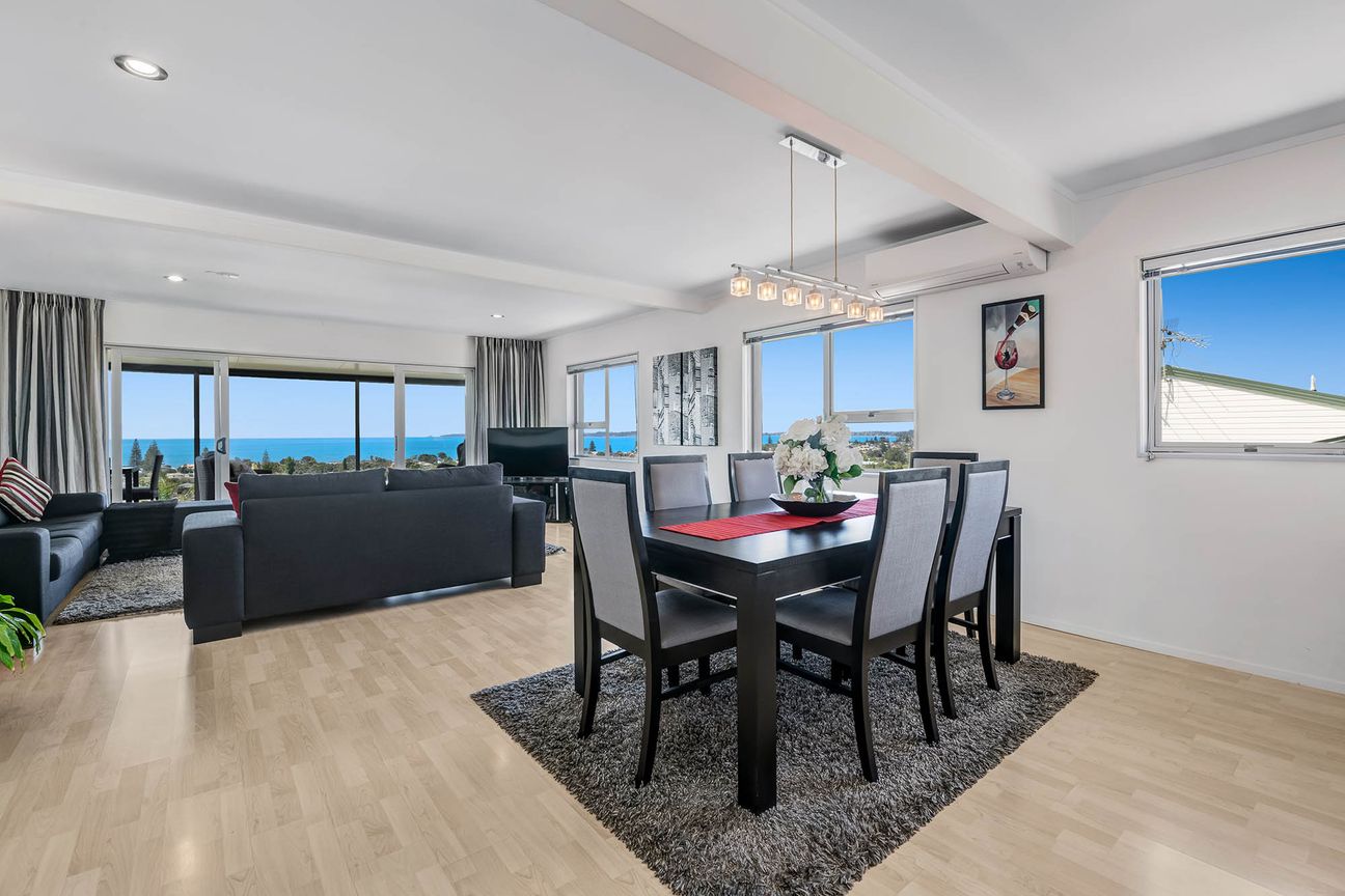 Sea Views, Solid Home & Income: The Ultimate Duo - Bild 6