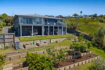 65 West Hoe Heights, Orewa