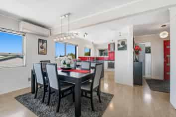 65 West Hoe Heights, Orewa