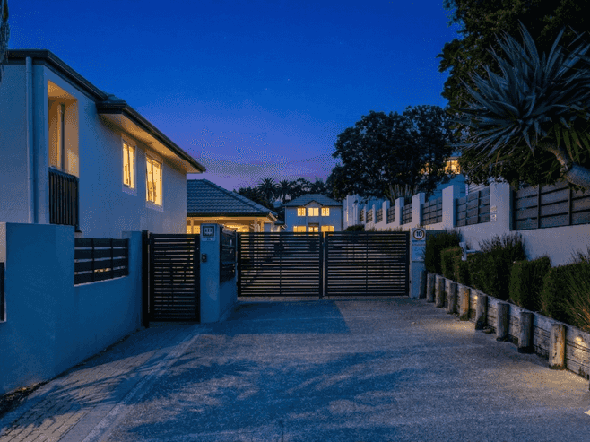 10/57 Gladstone Road, Northcote