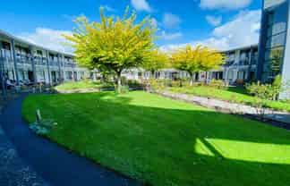 8/168 Stanmore Road, Linwood