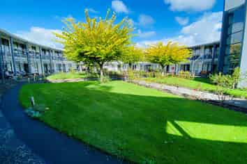 8/168 Stanmore Road, Linwood