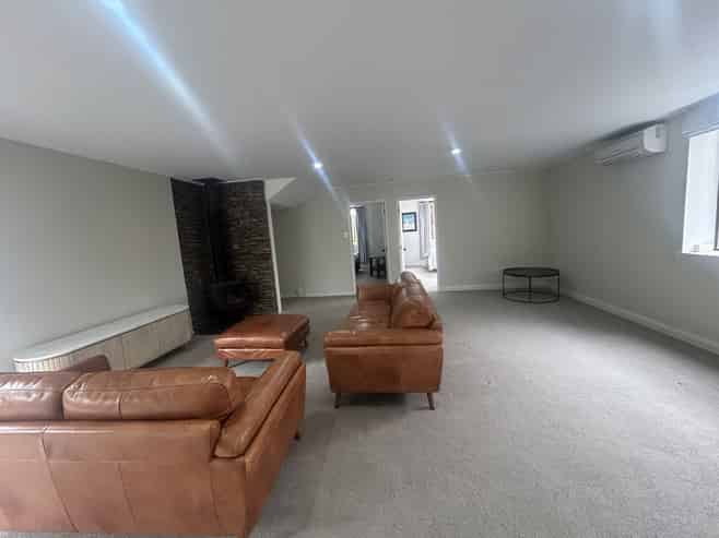 40 Hunter Cr, Wanaka