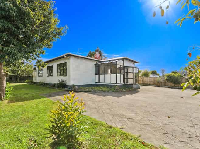 88 Weymouth Road, Manurewa