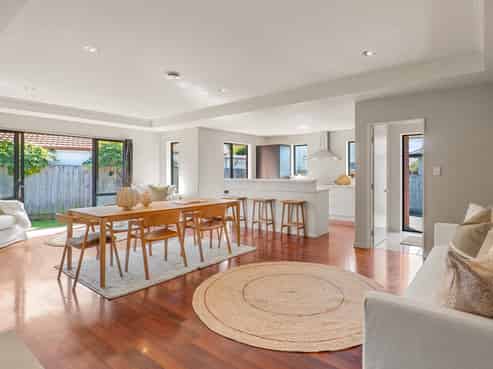 17 St Thomas Place, Woolston