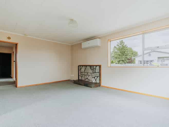 12 Cowper Street, Milton