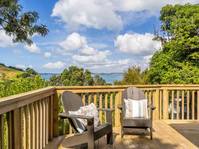 72 Clinton Road, Matakana